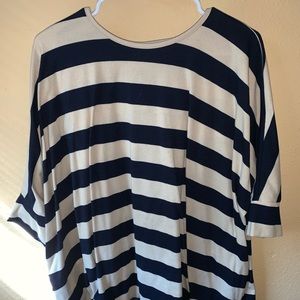 Striped oversized tee